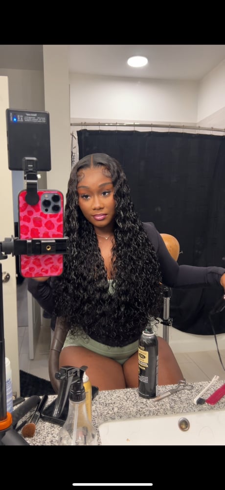 Image of 28inch 7x5 HD Lace Water Wave Closure 