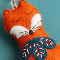 Image 2 of Folk Fox Felt Craft Mini Kit
