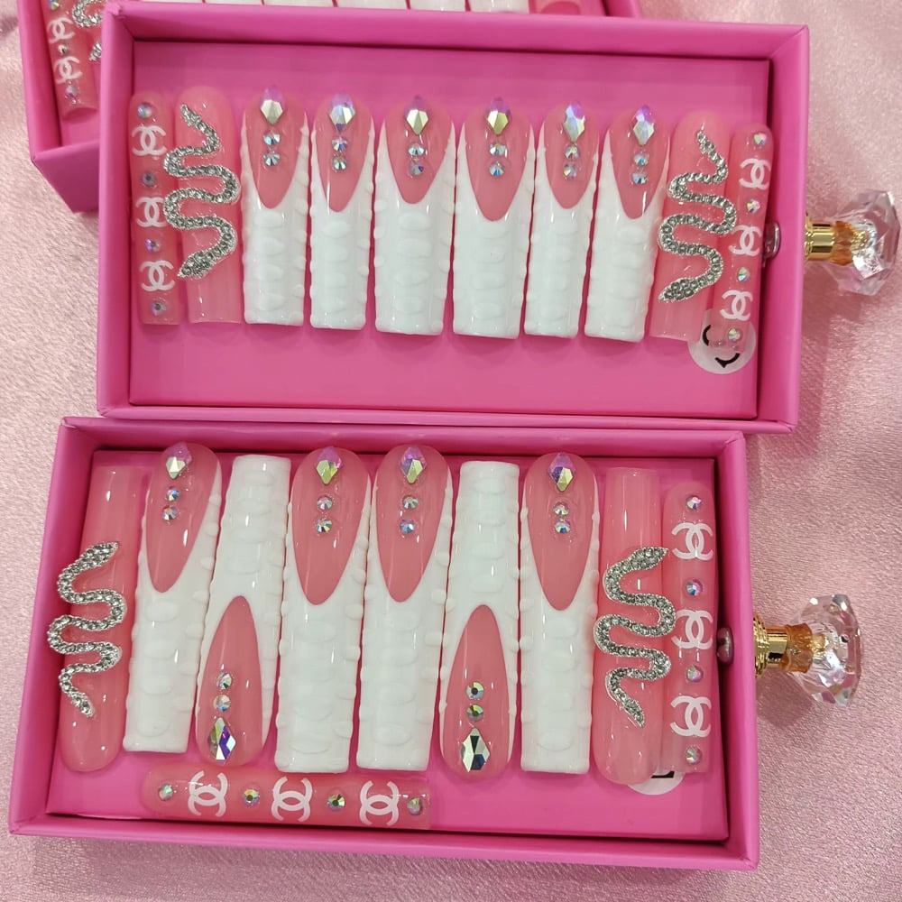 Image of pick from option 1-25  acrylic press on nail set