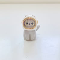 Image 1 of Gray Cat With Astronaut Helmet Ceramic Figurine 