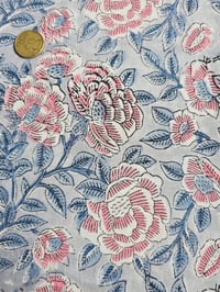 Image 3 of Namaste fabric pivoines (fond bleu) 