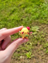 Image 4 of Bomi artist charm