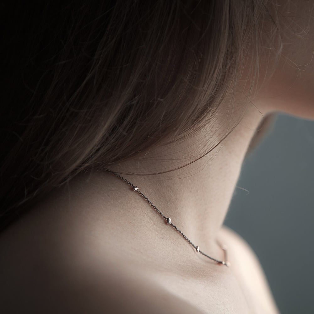 Image of Collier simple / Ras du cou Blue Metal