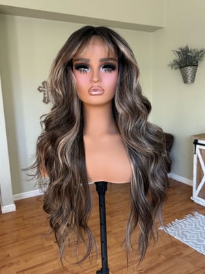 Image of Jennia luxury (ready to ship) 