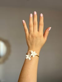 Image 2 of Pulsera doble jazmín 
