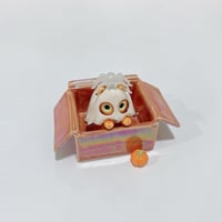 Image 5 of Glow in dark picture holder orange cat in the box ceramic keepsake (rainbow effect)