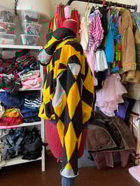 Image 4 of yellow rombos