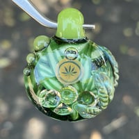 Image 4 of Leafy 420 pendant with Cubic Zirconia