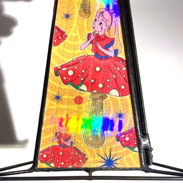 Curious Alice Image 8