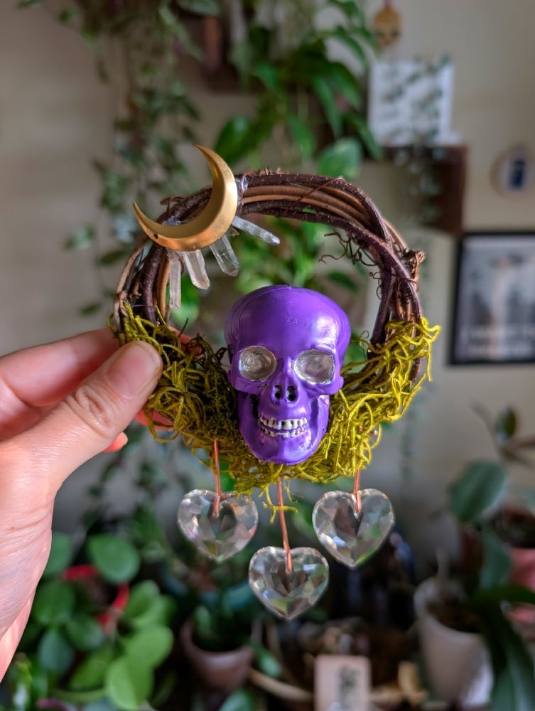 Image of Mini Grief Wreath (purple skull)