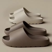 Image 1 of Non-slip Coconut Slippers