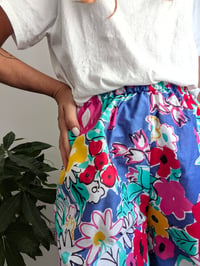 Image 2 of SHORTS FLOWER POWER
