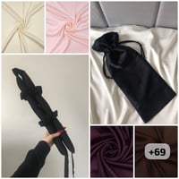 Image 1 of WAŁEK DO WŁOSÓW + SCRUNCHIES + WOREK- RESZTA KOLORÓW