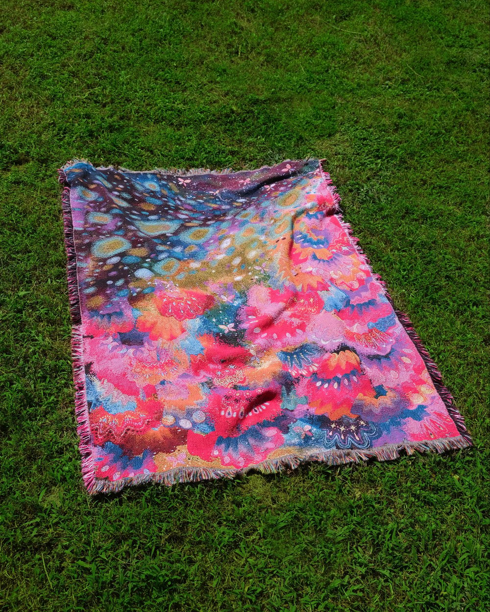 Image of FLUTTER OF WINGS ✧ Woven Blanket 