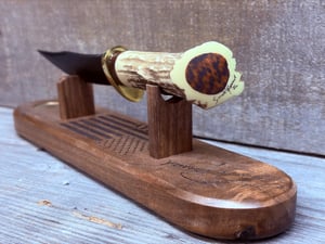 Image of Veteran Knife and Stand