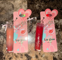 Image 2 of Lipgloss With Keychain 