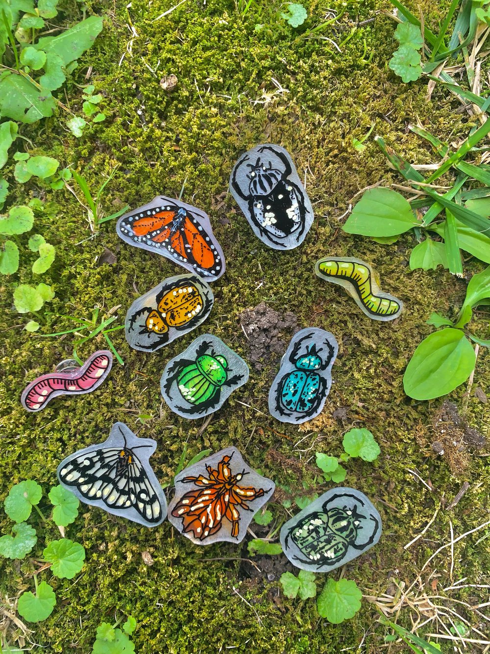 Image of Mystery Bug Pins ( 4 count )