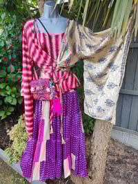Image 5 of Nula bag -purple detail
