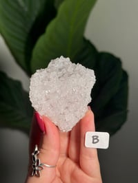Image 3 of DOUBLE SIDED WATER WELL APOPHYLITE WITH PERFECT DOUBLE TERMINATIONS -INDIA- LOT 1
