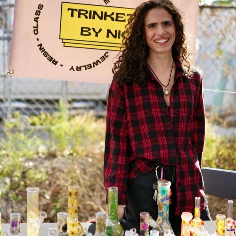 Image of tip the artist 