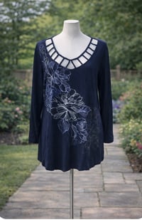 Image 4 of Large Dana Buchman top #573*8 (Gently Used)