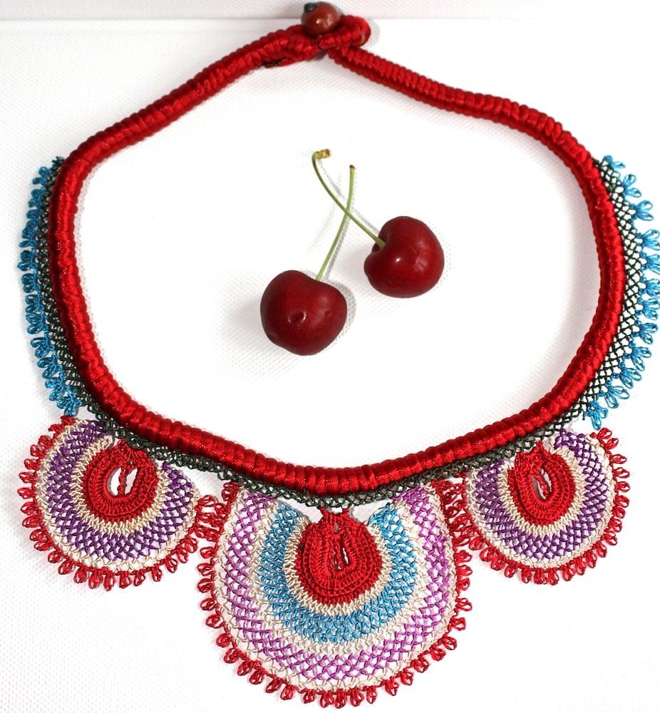 Image of Red lace lovely