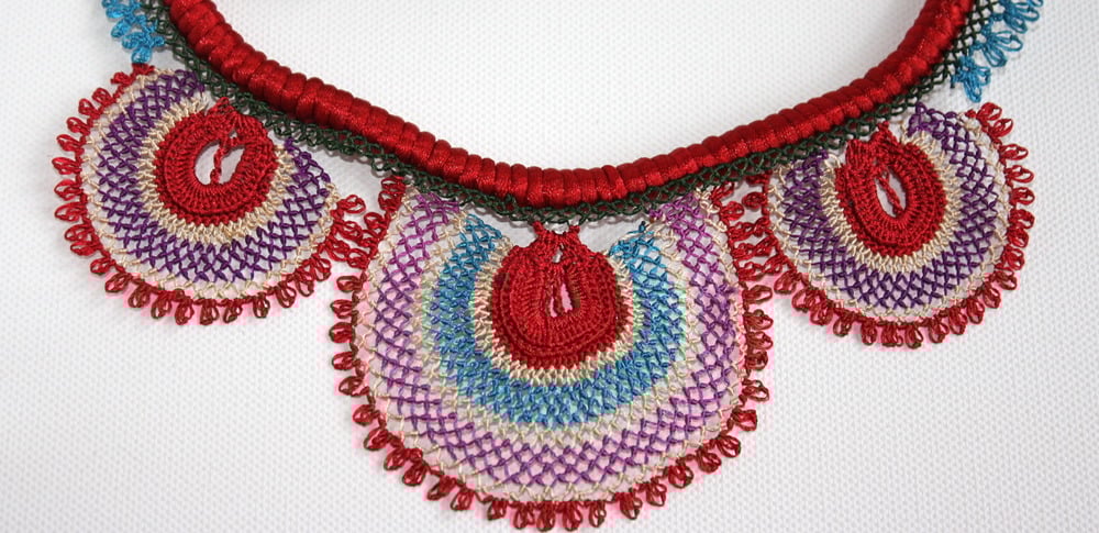 Image of Red lace lovely