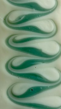 Image 2 of Aloe Vera + Cucumber 