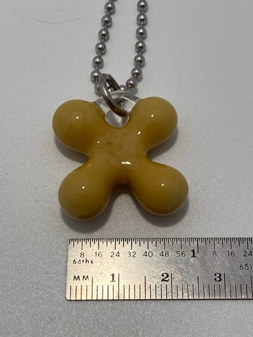 Image of butterscotch clover