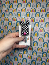 Checkered bunny 