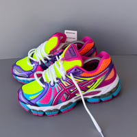 Image 1 of  size: us8.5 uk6 eu40 cm25.5