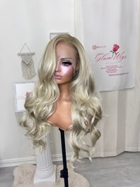 Image 4 of Elaine free part luxury (ready to ship)