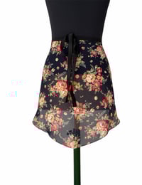 Image 5 of Winter roses