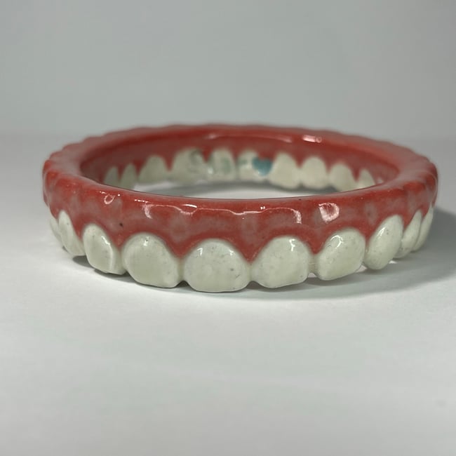 Teeth Bracelet B - 7.50 in Inner Circumference