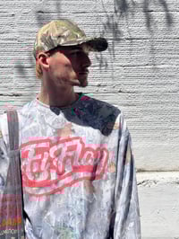 Image 8 of 'EL FLAY' Light Camo-Print Sweatshirt