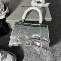 Image 2 of DIAMOND CHROME SET 