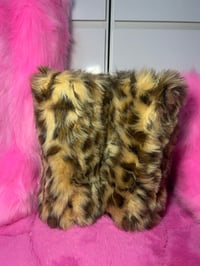 Image 2 of Leopard Faux Imitation Fur Y2K Yeti Baddie Snow Boots