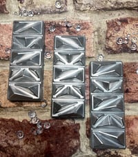 Magnetic Malachite Prism Snap Bar