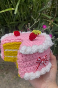 Strawberry Cake