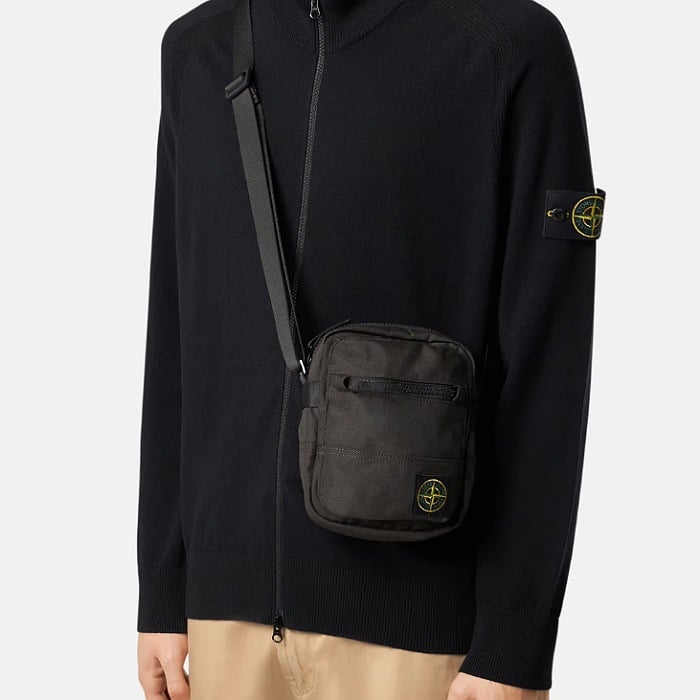 Image of STONE ISLAND 9200014 RESIN TREATED CORDURA® 1500