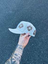 Image 5 of SOFT NEUTRAL TONE NEW YORK YANKEES CUSTOM FITTED CAP