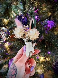 Image 20 of Bonequets