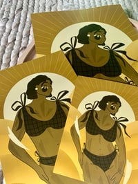 Image 2 of Femme rayonnante 