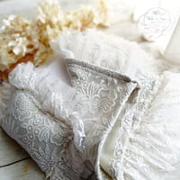 Image 2 of Newborn photoshooting set | bedding| beige