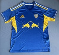 Leeds Blue Kit