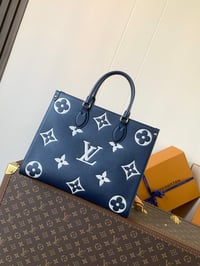 Image 16 of LV Onthego 