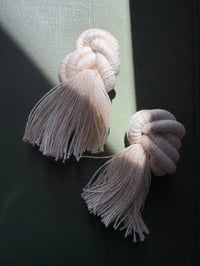 Image 4 of Nudo