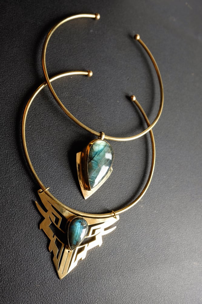 Image of Chokers labradorite 