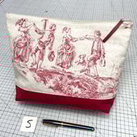 Image 3 of Toile de Jouy Pouch