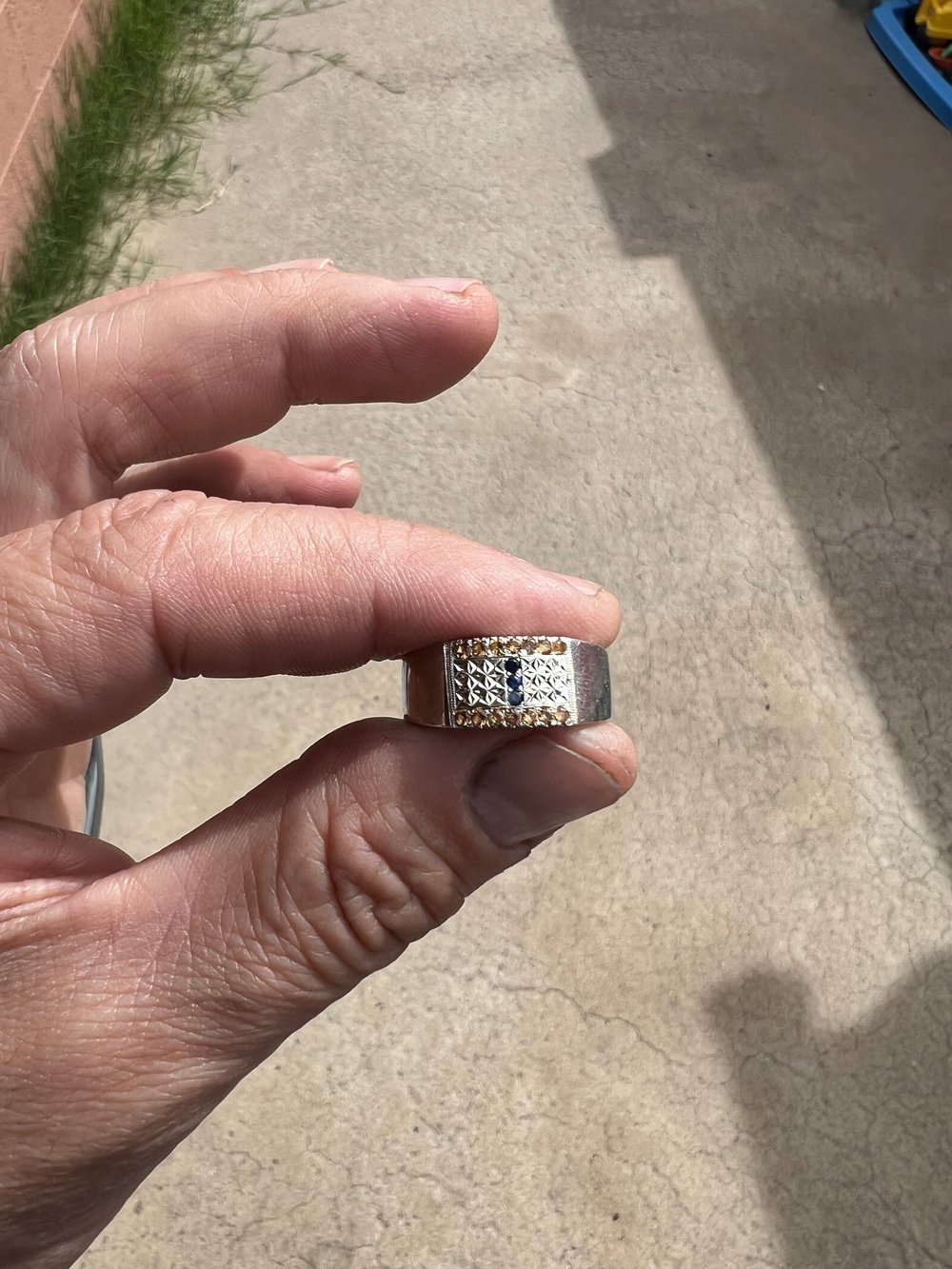 Sapphire geometric ring 